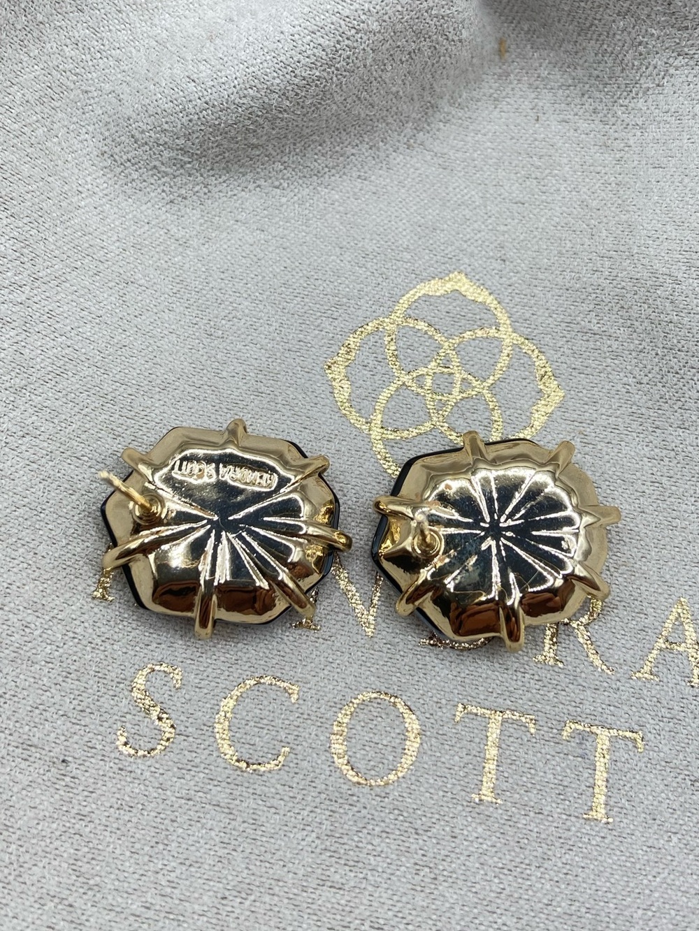 Kendra Scott Iridescent Morgan Earrings - Picture 5 of 8